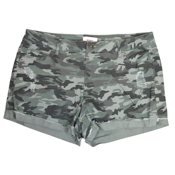BONGO Camo Distressed Stretchy Shorts, Size 15 NEW - Picture 1 of 6